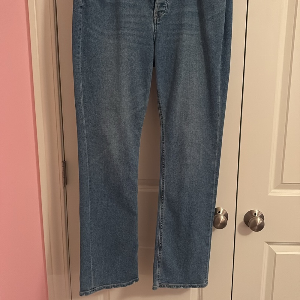 Old Navy Extra High Rise Boot Cut Jeans - Picture 5 of 9